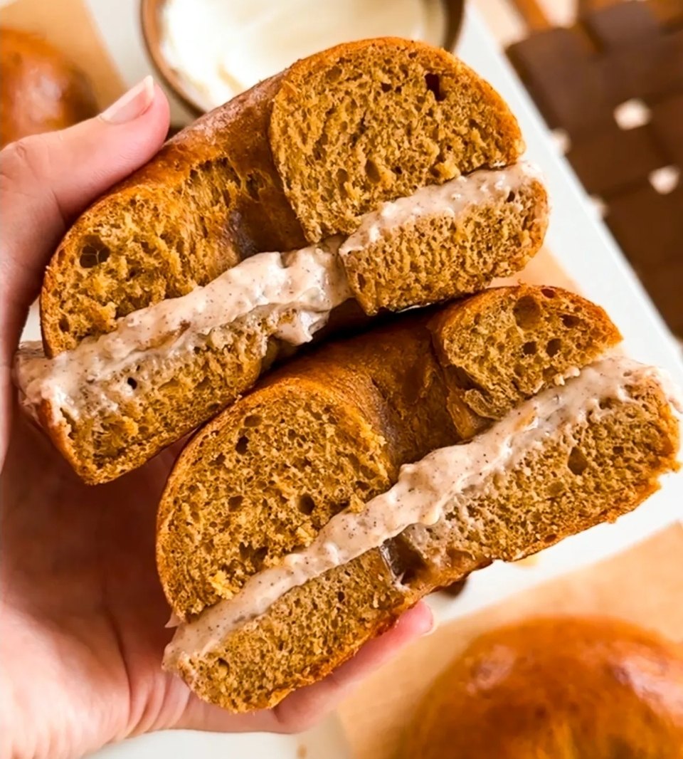 Pumpkin Bagels- 6 units
